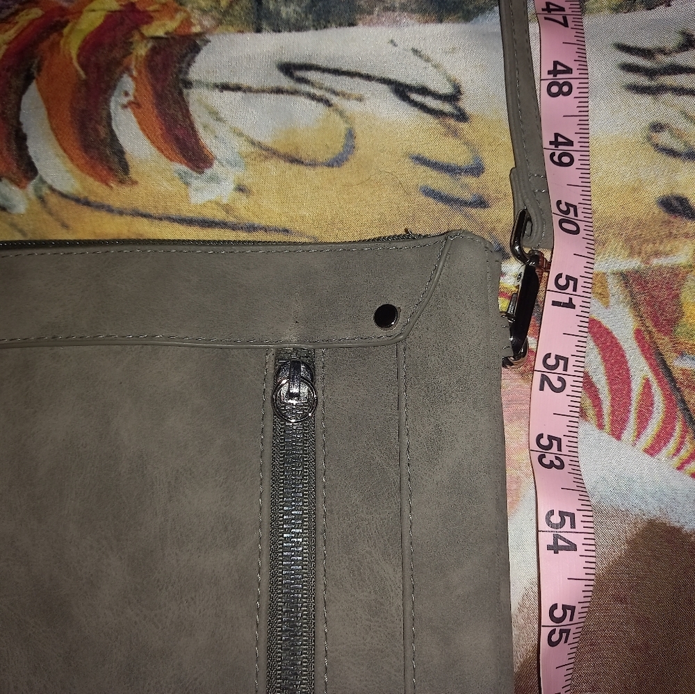 Maurice's Purse - Picture 2 of 5